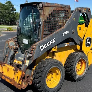 2020 John Deere 318G skid steer loader