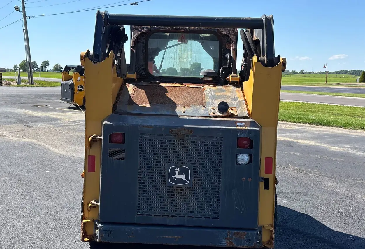 2020 John Deere 318G skid steer loader