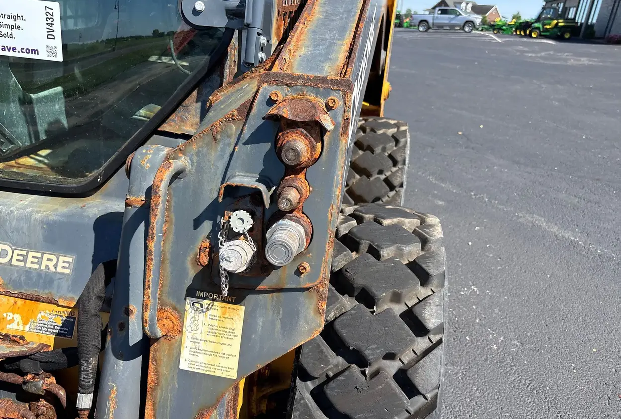 2020 John Deere 318G skid steer loader