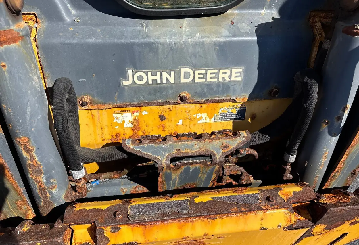 2020 John Deere 318G skid steer loader