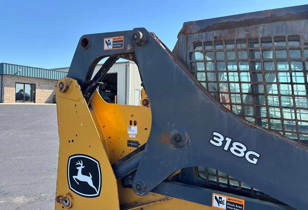 2020 John Deere 318G skid steer loader