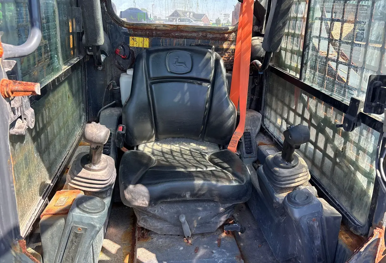 2020 John Deere 318G skid steer loader