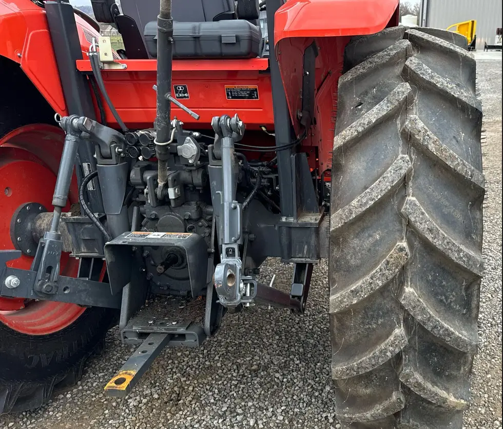 2022 Kubota M5 111D MFWD tractor