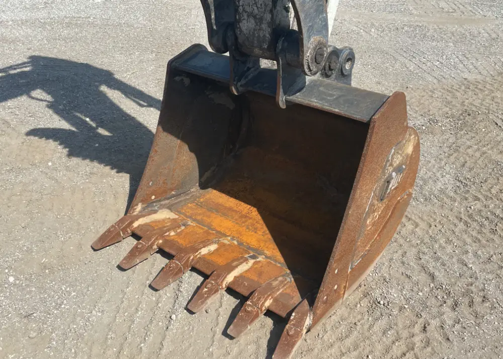 2017 Takeuchi TB260 Mini Excavator Rubber Tracks Backhoe Thumb Diesel