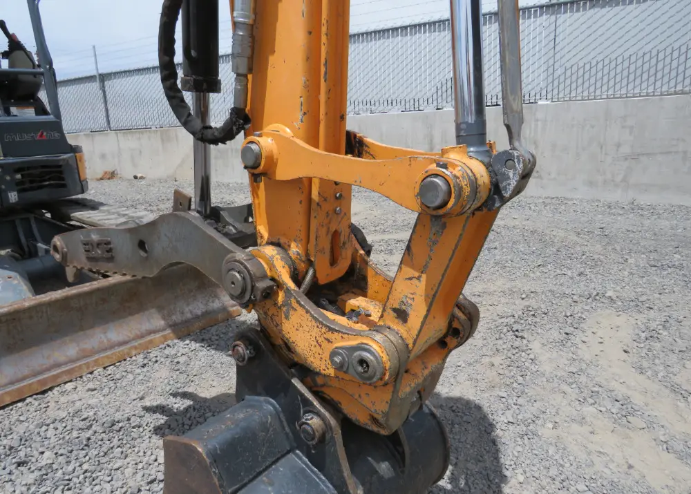 2018 Mustang 450Z Mini Excavator Aux Hyd Bucket Blade Thumb Q/C