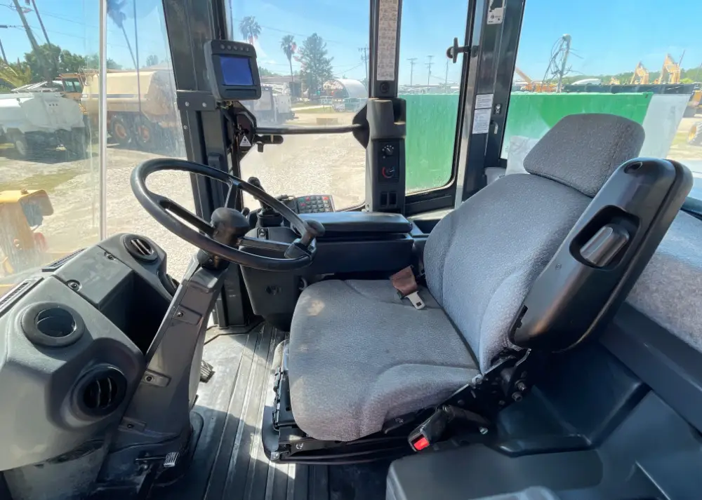 2018 John Deere 624K Series II Wheel Loader A/C Cab Ride Control