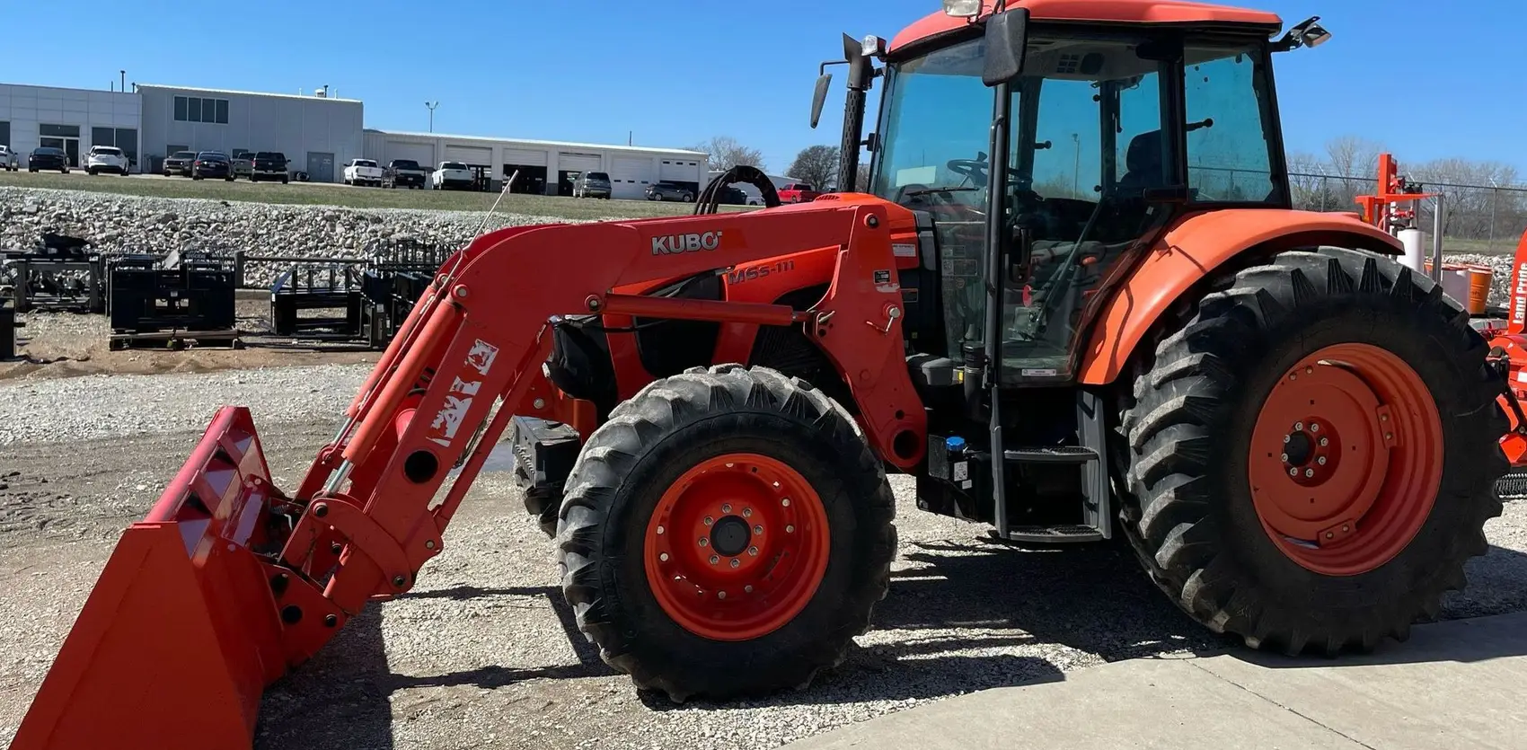 2021 Kubota M6S-111SHDC MFWD tractor