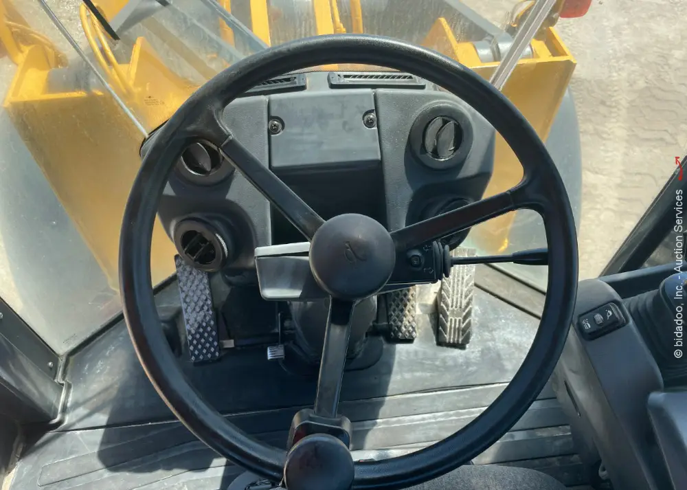 2018 John Deere 624K Series II Wheel Loader A/C Cab Ride Control