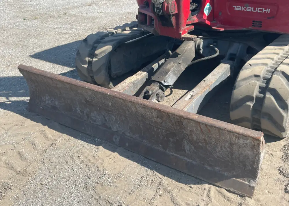 2017 Takeuchi TB260 Mini Excavator Rubber Tracks Backhoe Thumb Diesel