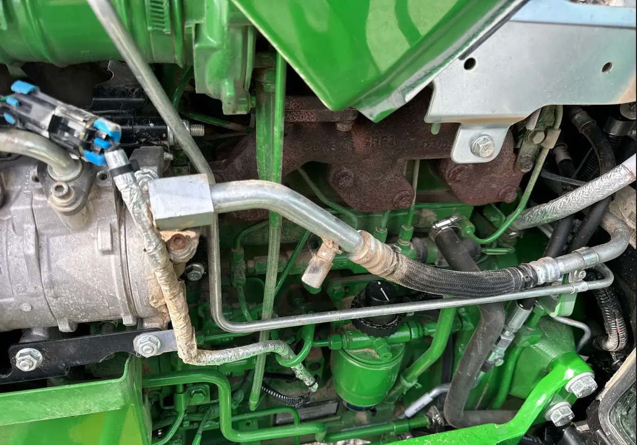 2022 John Deere 5075E MFWD tractor