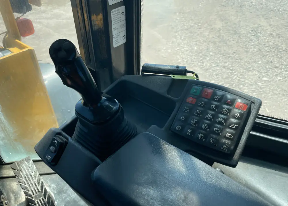 2018 John Deere 624K Series II Wheel Loader A/C Cab Ride Control