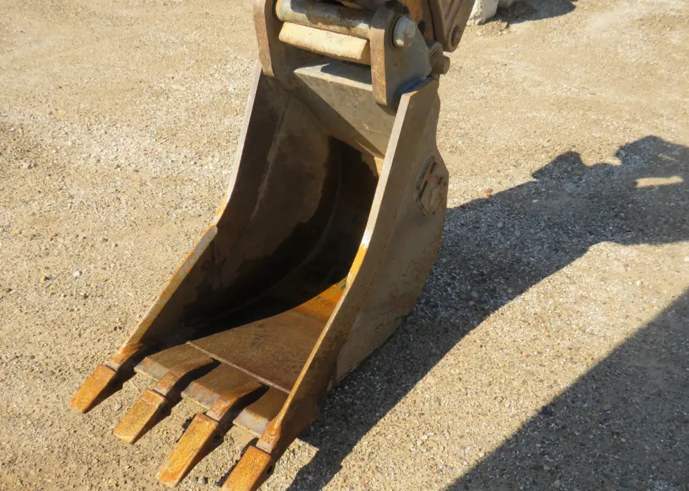 2016 Case 580 Super N 4WD Loader Backhoe Enclosed Bucket