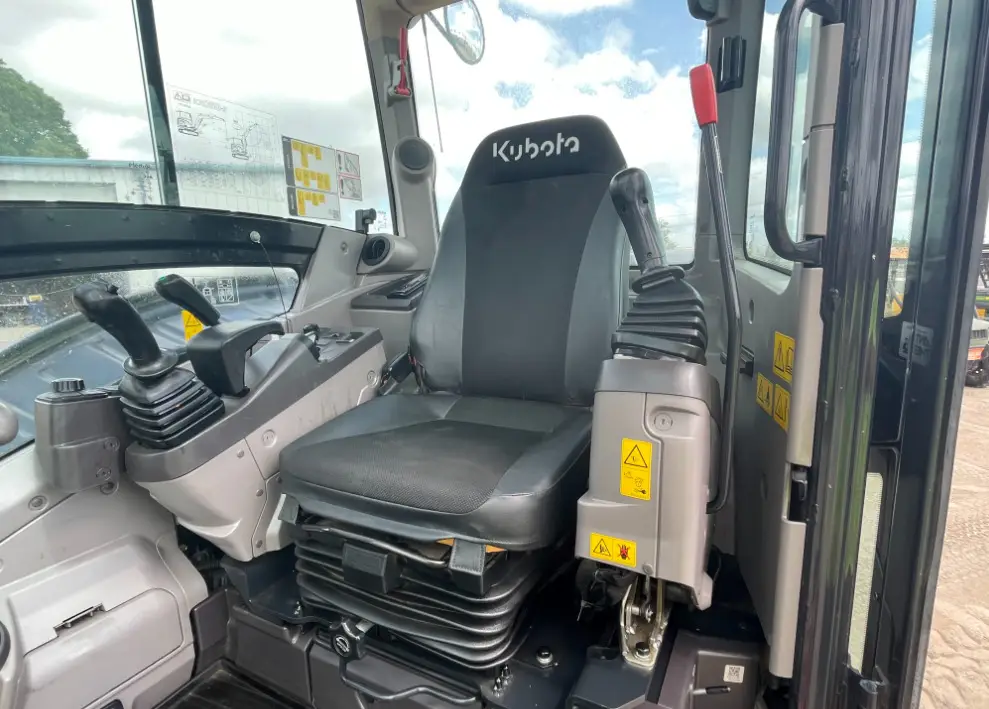 2021 Kubota KX060-5 Mini Excavator Rubber Tracks Cab Backhoe Blade 2-spd