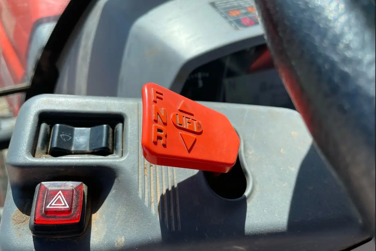 2021 Kubota M6S-111SHDC MFWD tractor