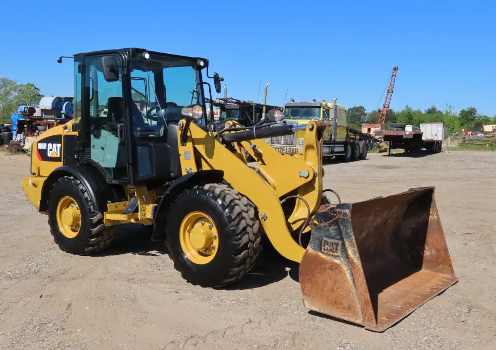 2019 Caterpillar 906M Compact Wheel Loader Aux Hyd Q/C Heated Cab CA