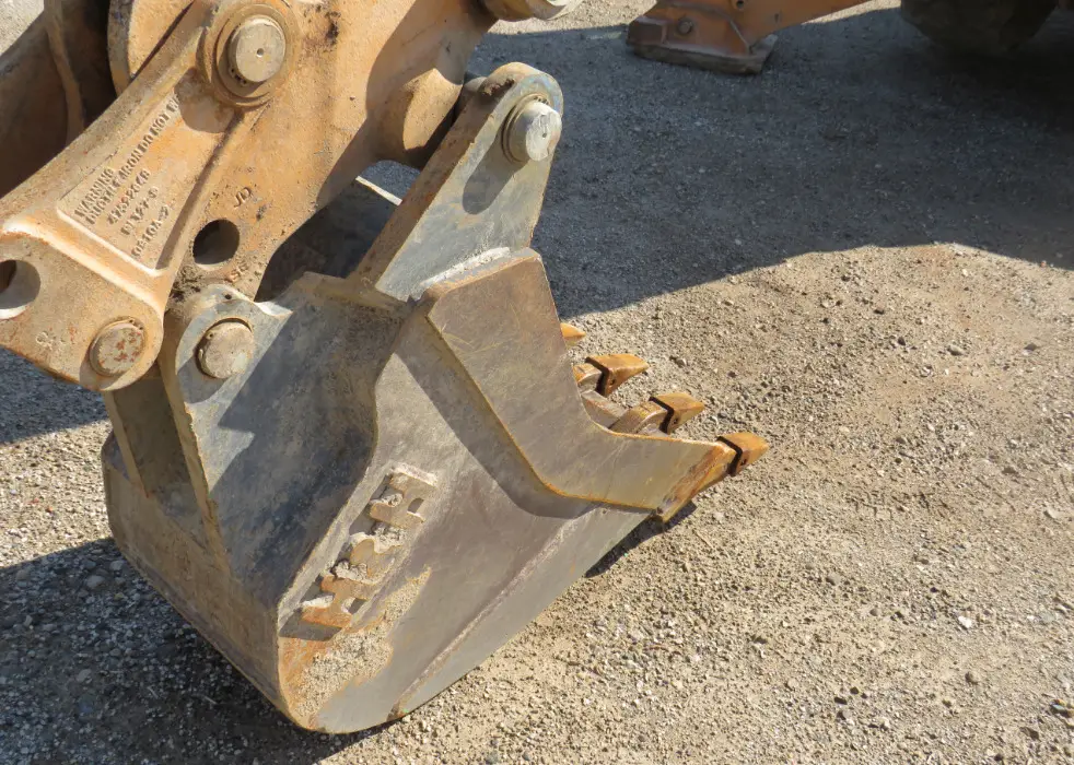 2016 Case 580 Super N 4WD Loader Backhoe Enclosed Bucket