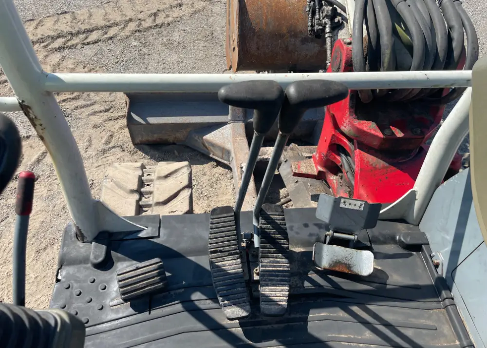 2017 Takeuchi TB260 Mini Excavator Rubber Tracks Backhoe Thumb Diesel
