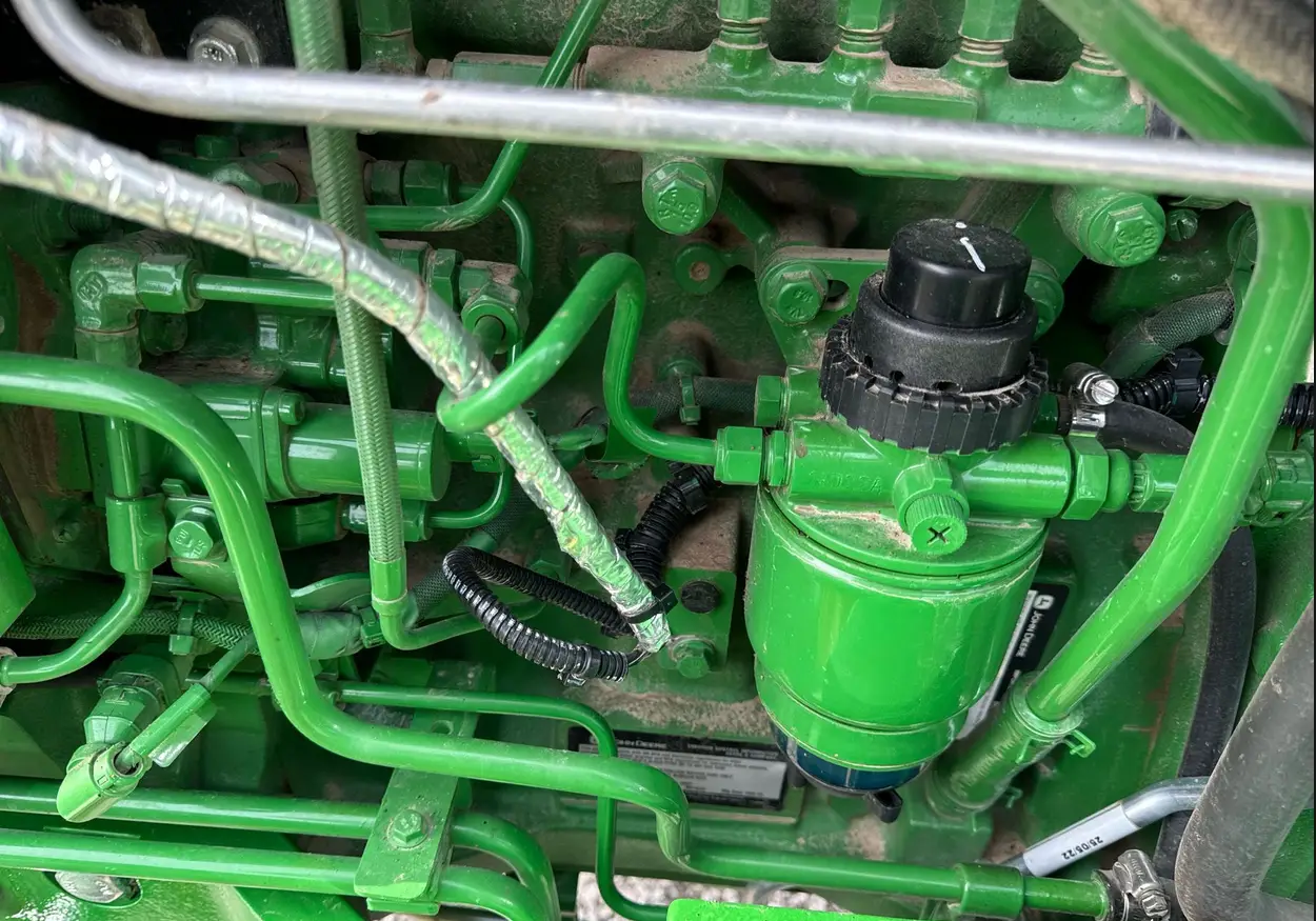 2022 John Deere 5075E MFWD tractor
