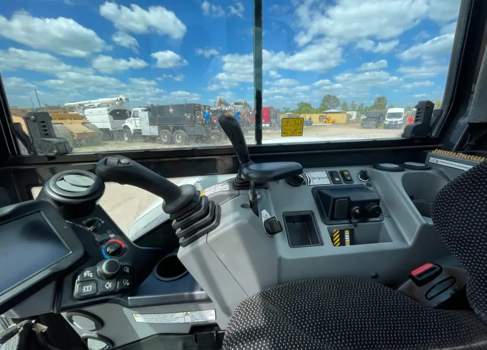 2020 Bobcat E85 Mini Excavator A/C Cab Hydraulic Thumb Aux Q/C bidadoo