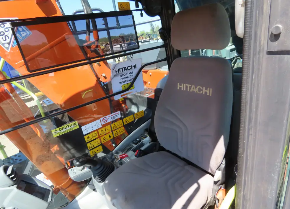 2021 Hitachi ZX135US-6 Excavator Hyd Q/C Aux Hyd Enclosed Cab A/C Izuzu