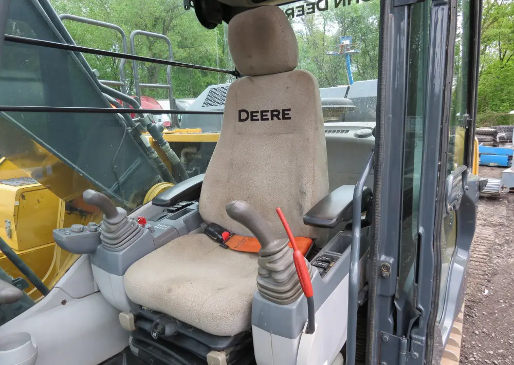 2018 John Deere 210G LC Excavator Trackhoe Auxiliary Hydraulics AC Heat