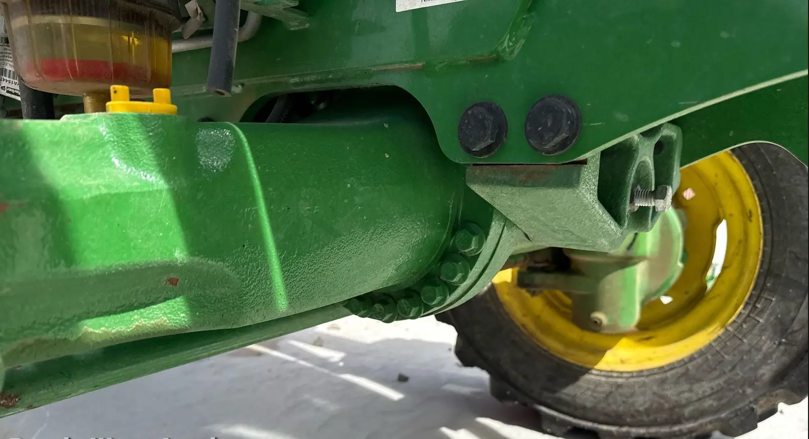 2022 John Deere 4052R MFWD tractor