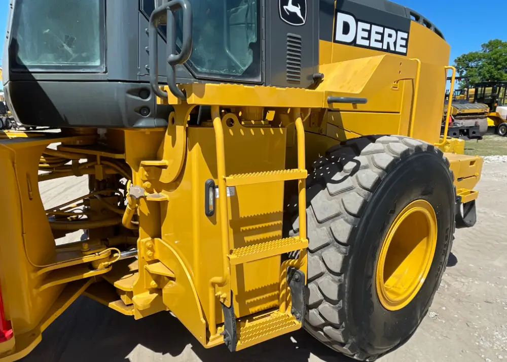 2018 John Deere 624K Series II Wheel Loader A/C Cab Ride Control