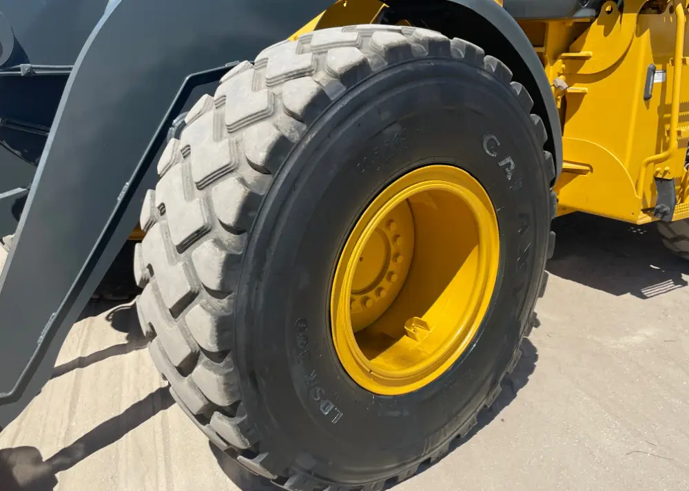 2018 John Deere 624K Series II Wheel Loader A/C Cab Ride Control