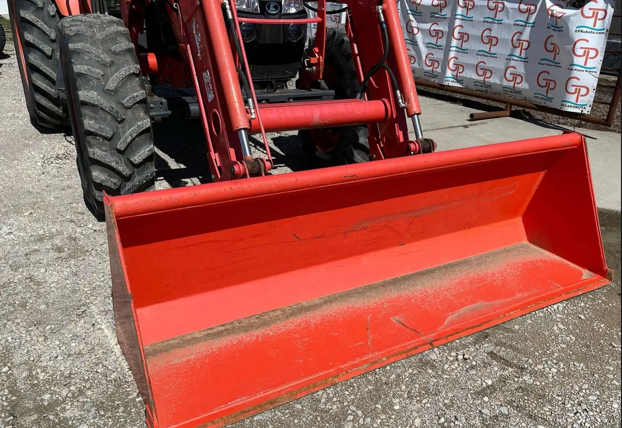 2021 Kubota M6S-111SHDC MFWD tractor