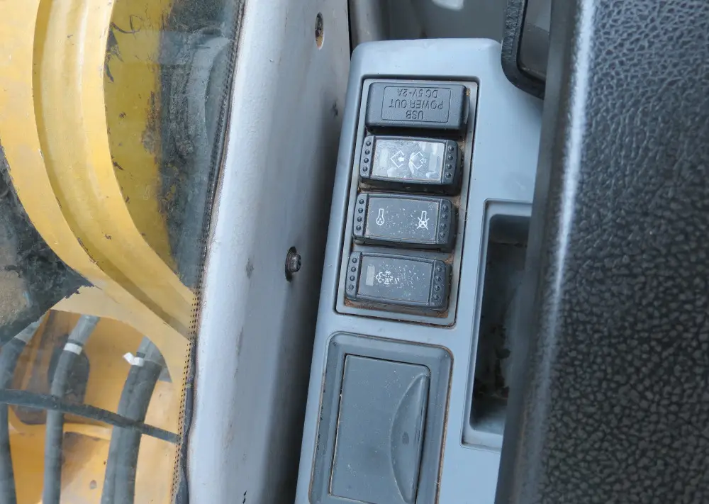 2018 John Deere 210G LC Excavator Trackhoe Auxiliary Hydraulics AC Heat