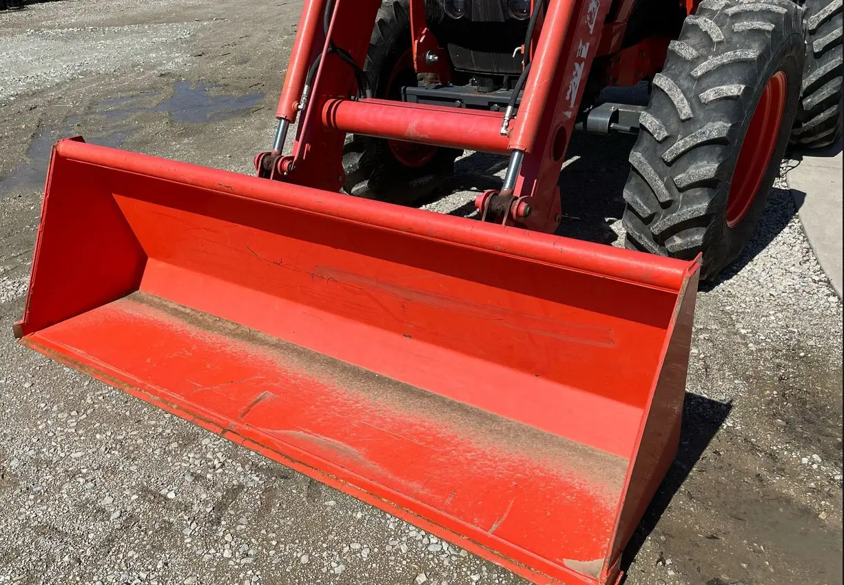 2021 Kubota M6S-111SHDC MFWD tractor
