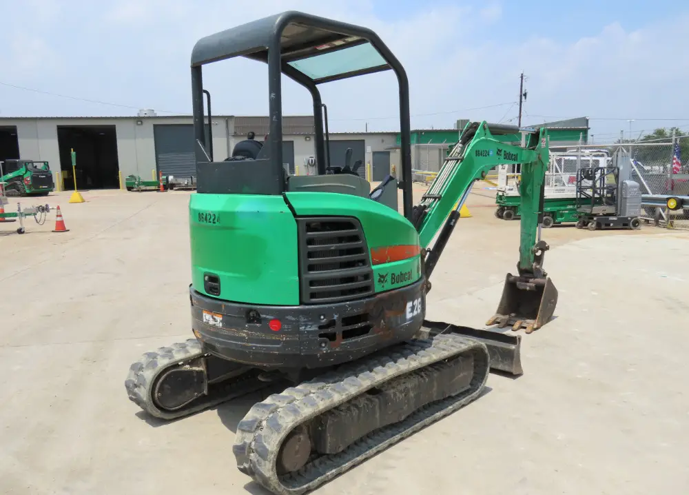 2016 Bobcat E26 Mini Excavator Rubber Tracks Aux Hydraulics