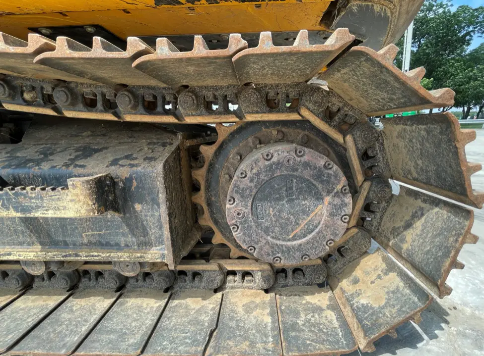 2018 JCB JS131LC Hydraulic Excavator A/C Cab Aux Hyd Thumb 36'' bucket