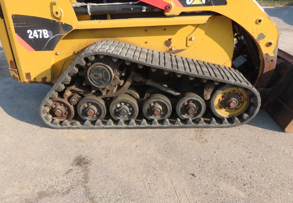 2015 Caterpillar 247B3 tracked skid steer loader Cab 2 Speed A/C Aux Hyd Q/C
