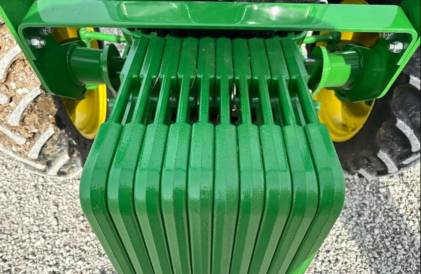 2022 John Deere 5075E MFWD tractor