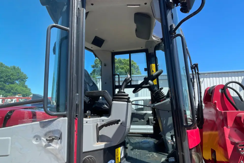2022 Yanmar V100 Wheel Loader Cab 1 Yard Bucket Diesel NEW