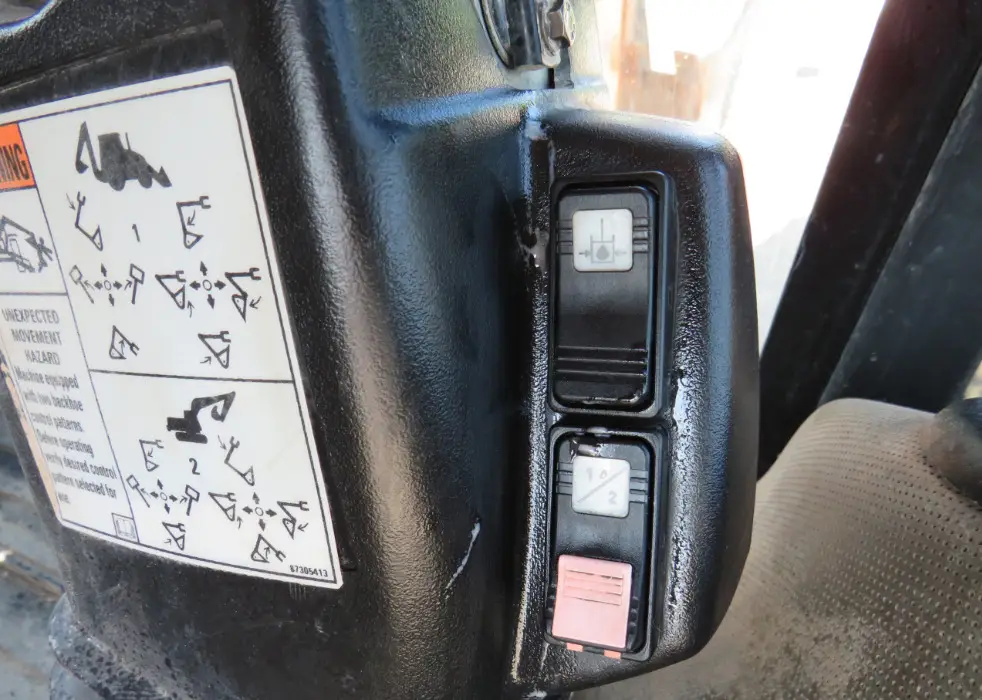 2016 Case 580 Super N 4WD Loader Backhoe Enclosed Bucket