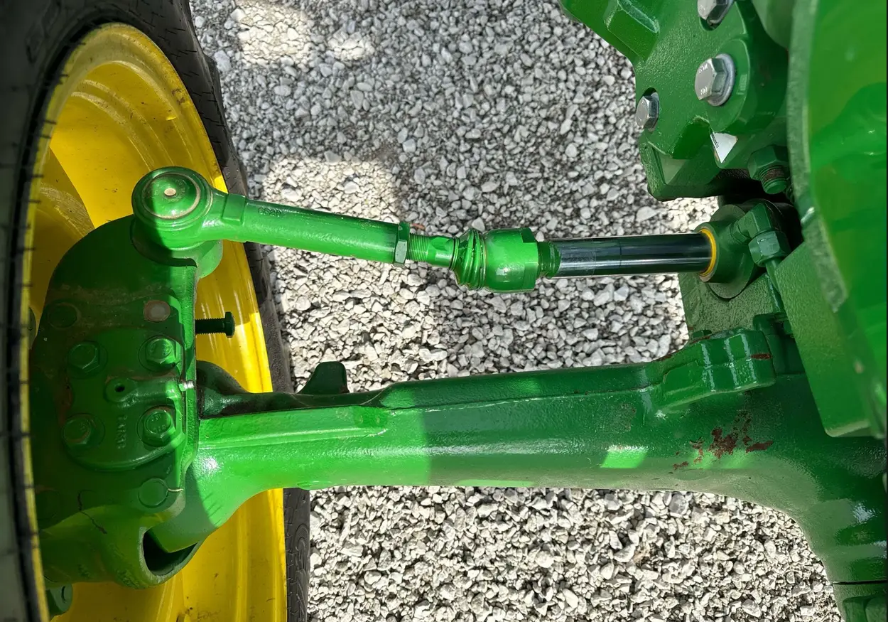 2022 John Deere 5075E MFWD tractor