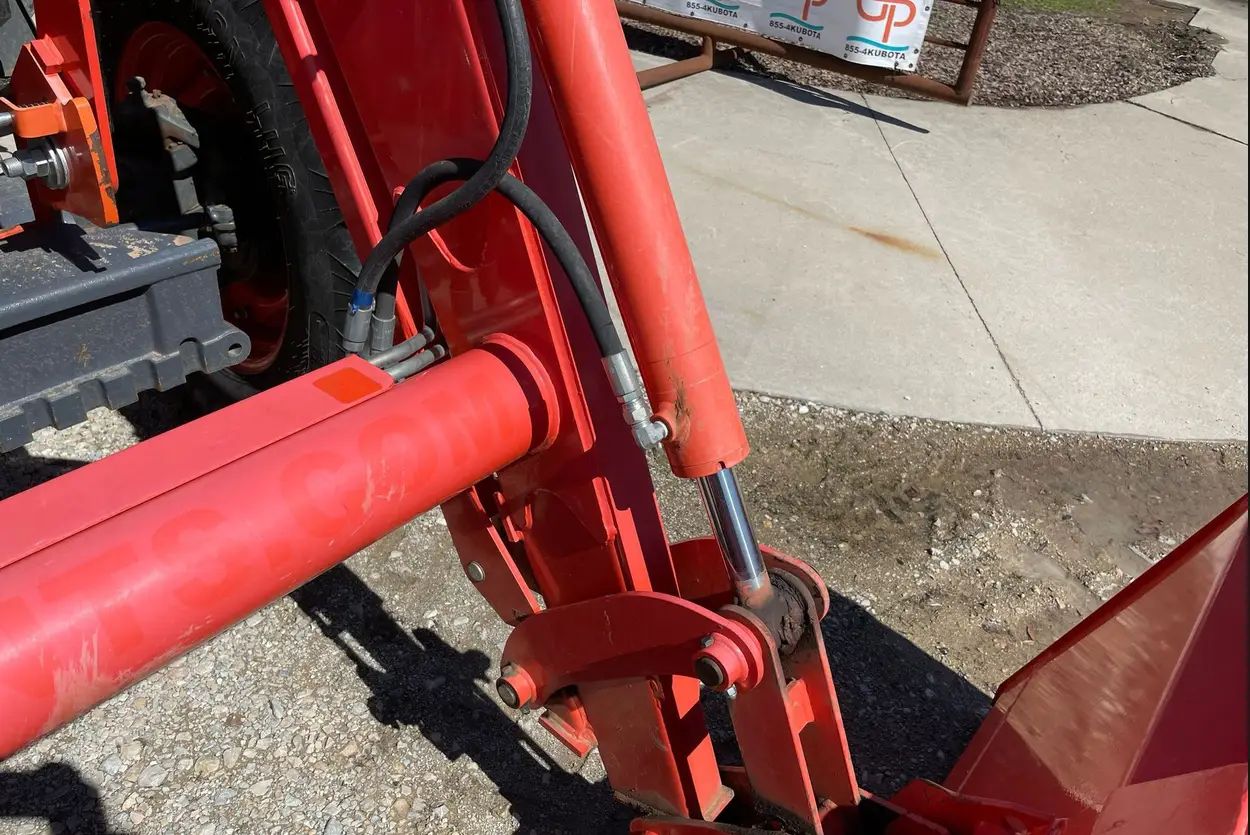 2021 Kubota M6S-111SHDC MFWD tractor