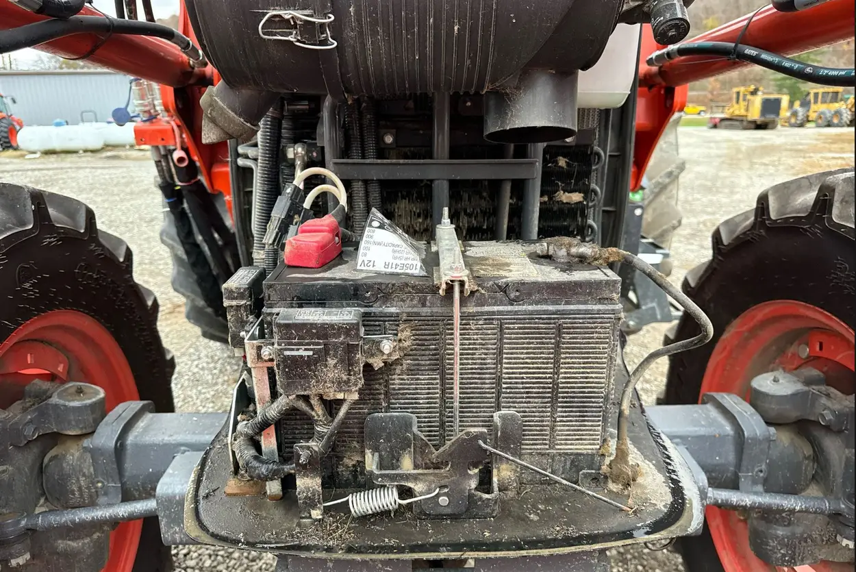 2022 Kubota M5 111D MFWD tractor
