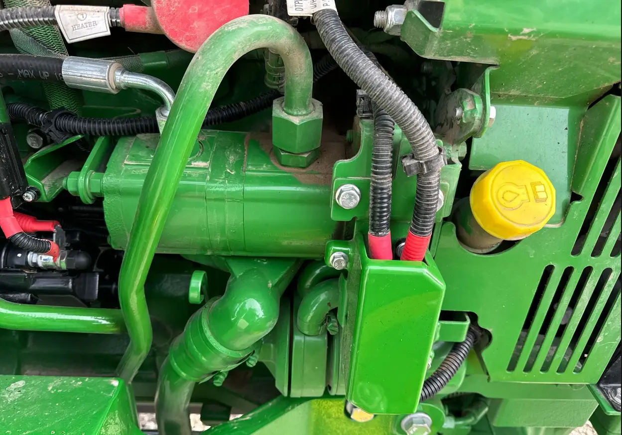 2022 John Deere 5075E MFWD tractor