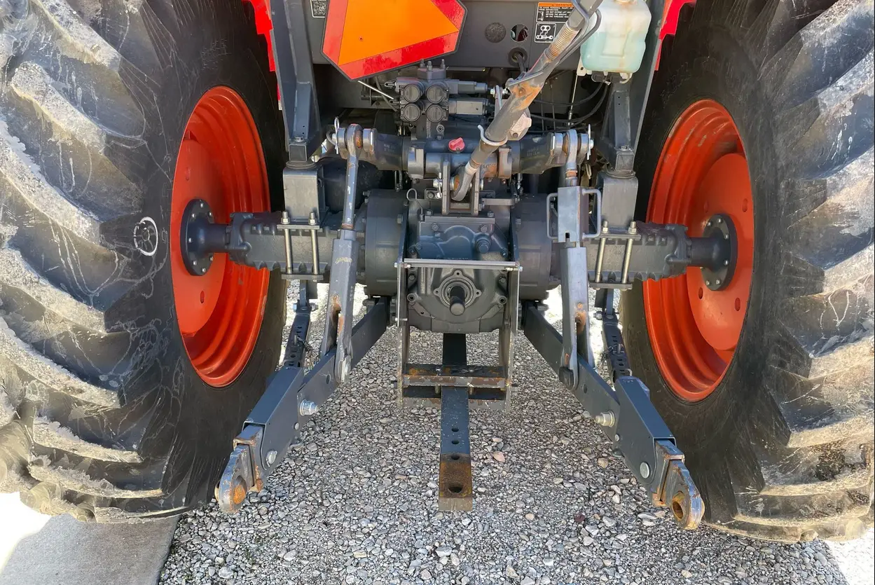 2021 Kubota M6S-111SHDC MFWD tractor