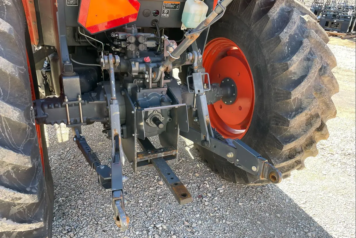 2021 Kubota M6S-111SHDC MFWD tractor
