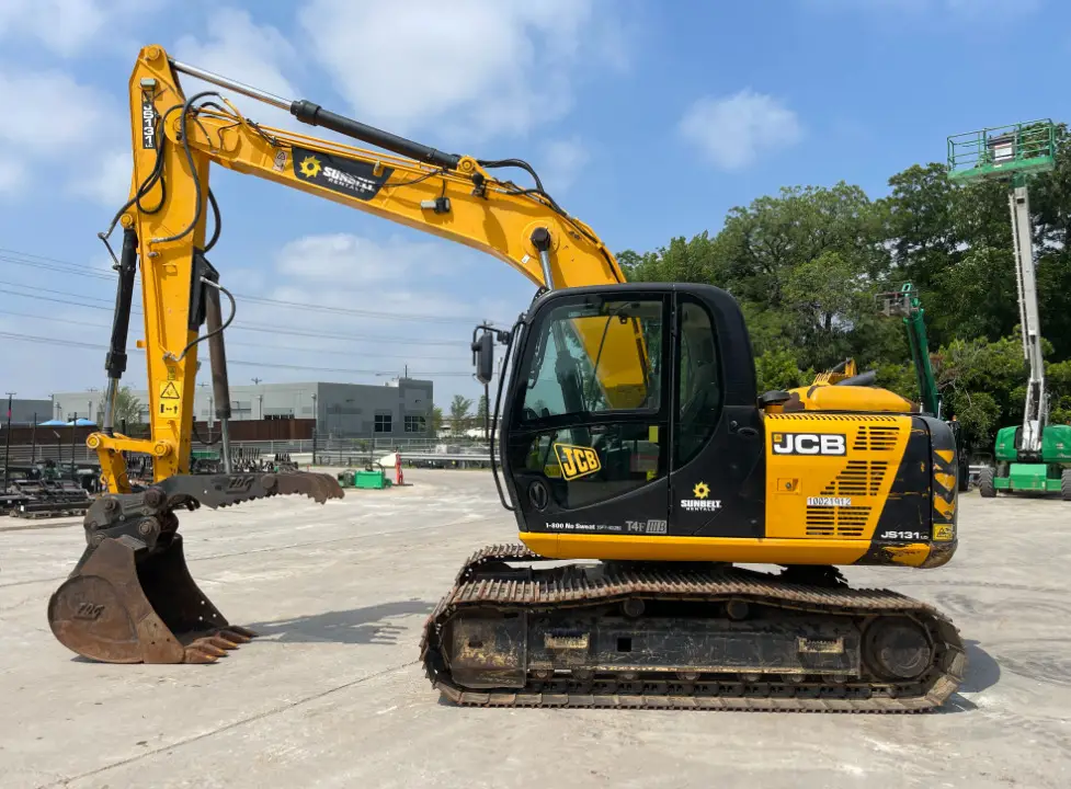 2018 JCB JS131LC Hydraulic Excavator A/C Cab Aux Hyd Thumb 36'' bucket