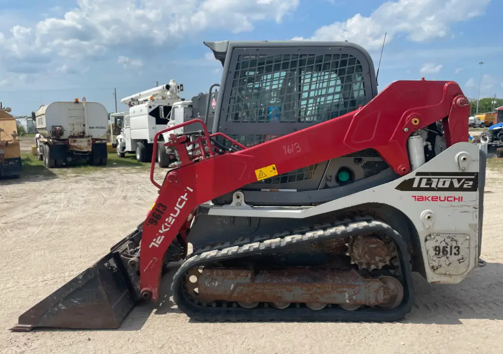 2020 Takeuchi TL10V2-CR Tracked Skid Steer Crawler Loader A/C Aux Hyd Q/C