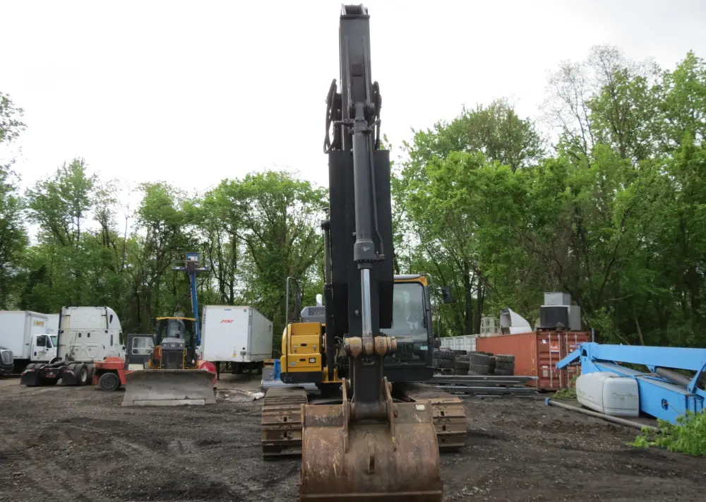 2018 John Deere 210G LC Excavator Trackhoe Auxiliary Hydraulics AC Heat