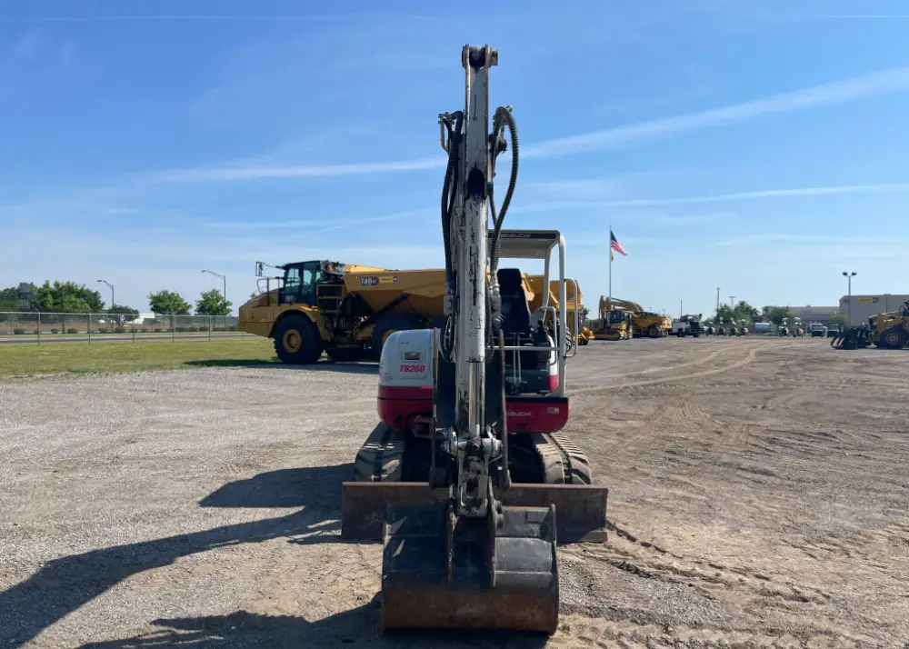 2017 Takeuchi TB260 Mini Excavator Rubber Tracks Backhoe Thumb Diesel