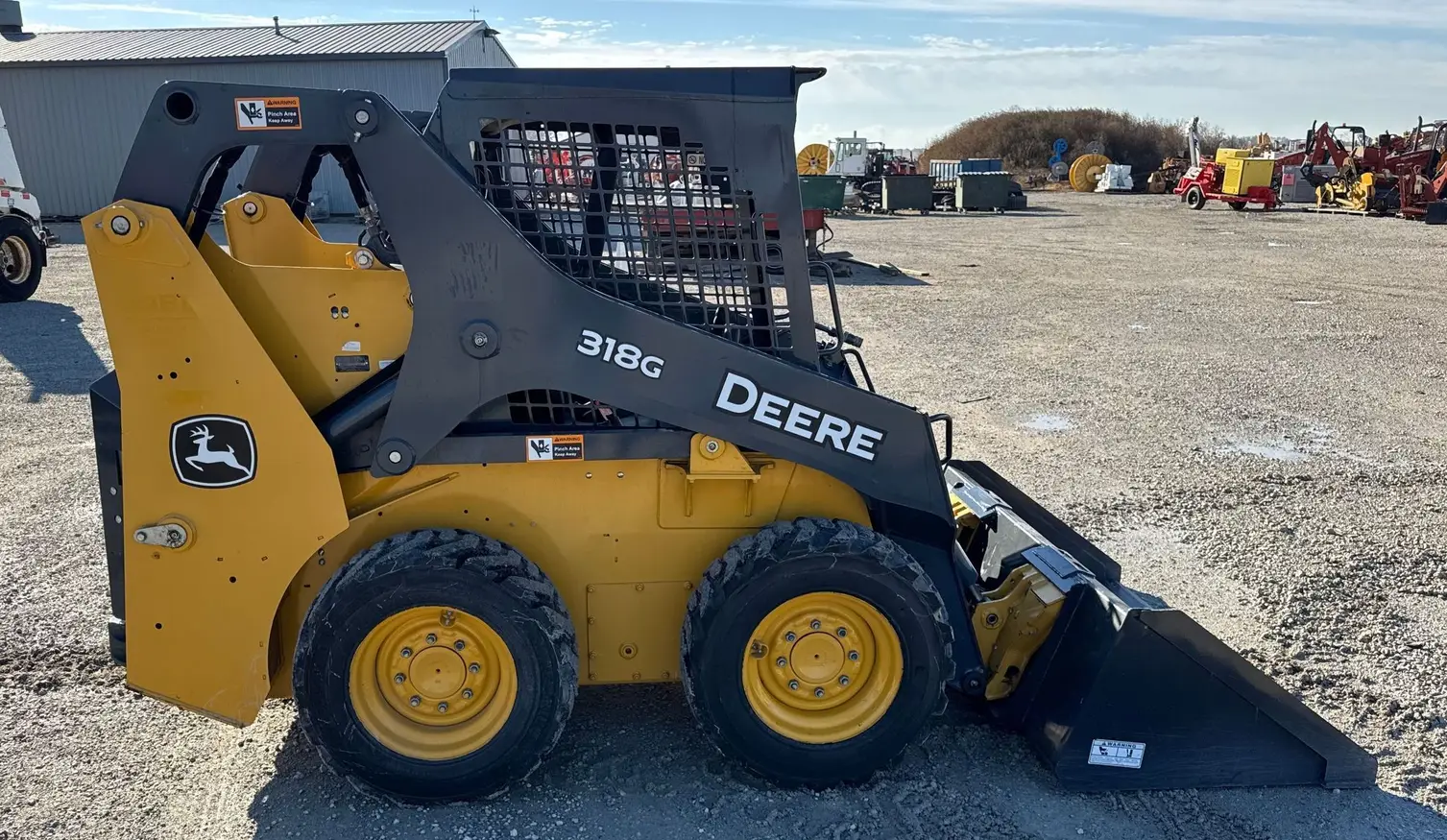 2017 John Deere 318G skid steer loader