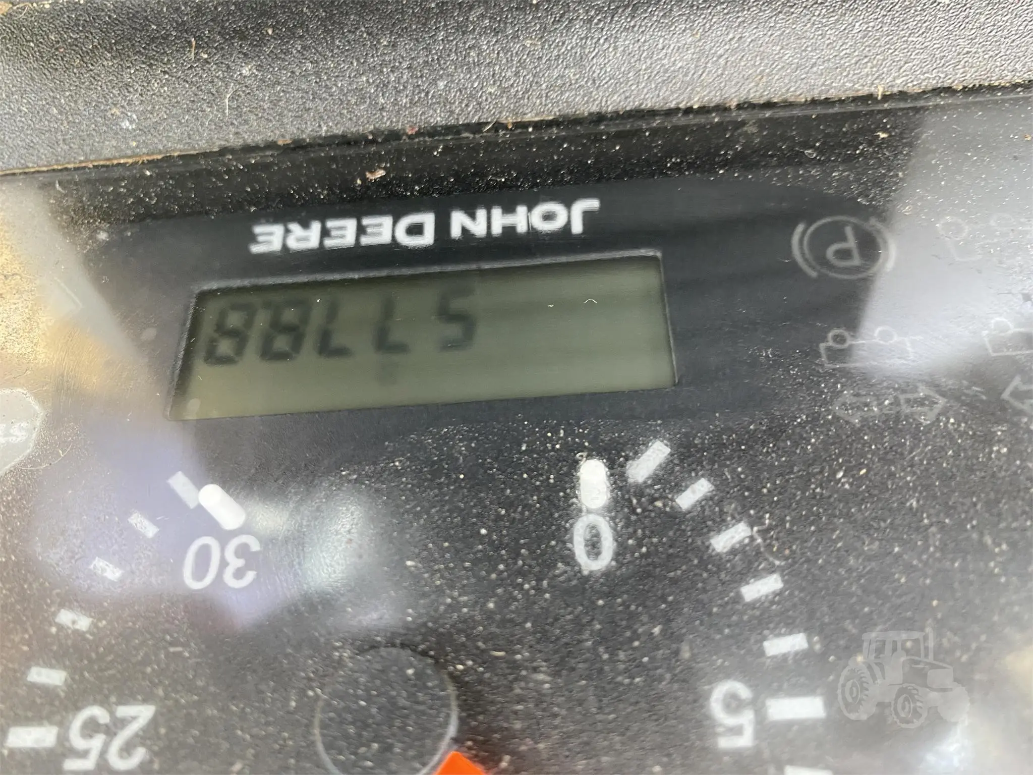 2010 JOHN DEERE 5090M