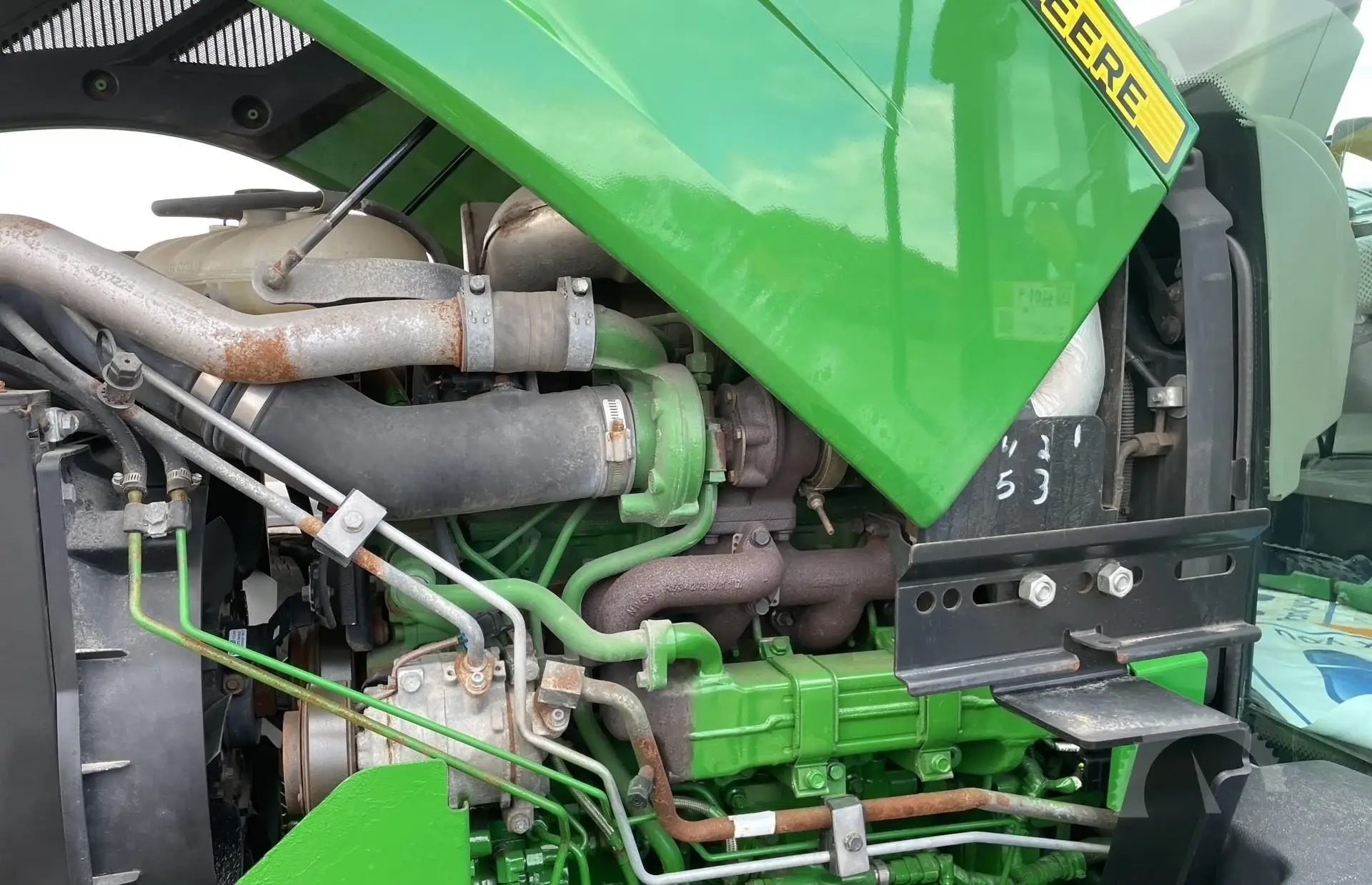 2018 JOHN DEERE 5090R Tractor